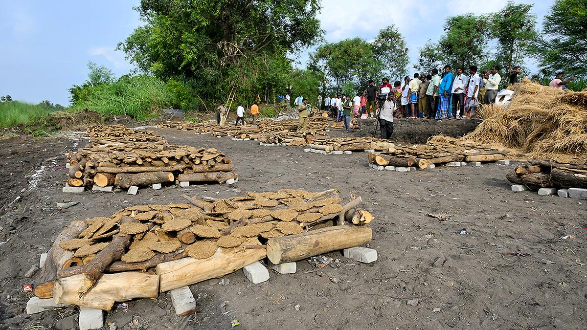 Kallakurichi-hooch-burrial site